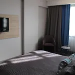 Marla Otel